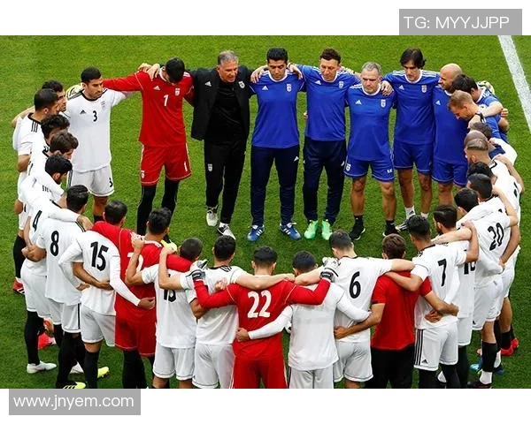 中国足球明星的崛起与成长之路揭秘他们的辉煌与梦想