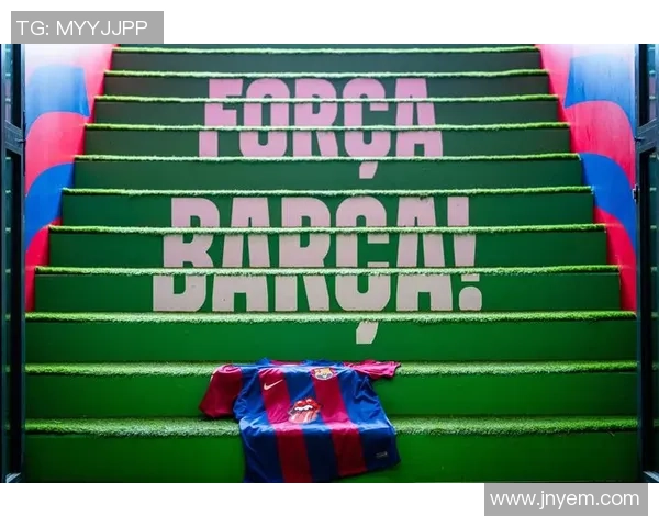 足球巨星欧文倾情代言男装品牌引领时尚潮流展现运动魅力与风格